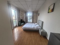 威海经区长峰免中介费，安心小窝，拎包入住，出行购物皆便利。出租房源真实图片