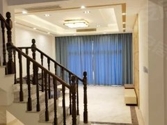 苏州太仓娄东佳兆业水岸华府 6室3厅3卫出租房源真实图片