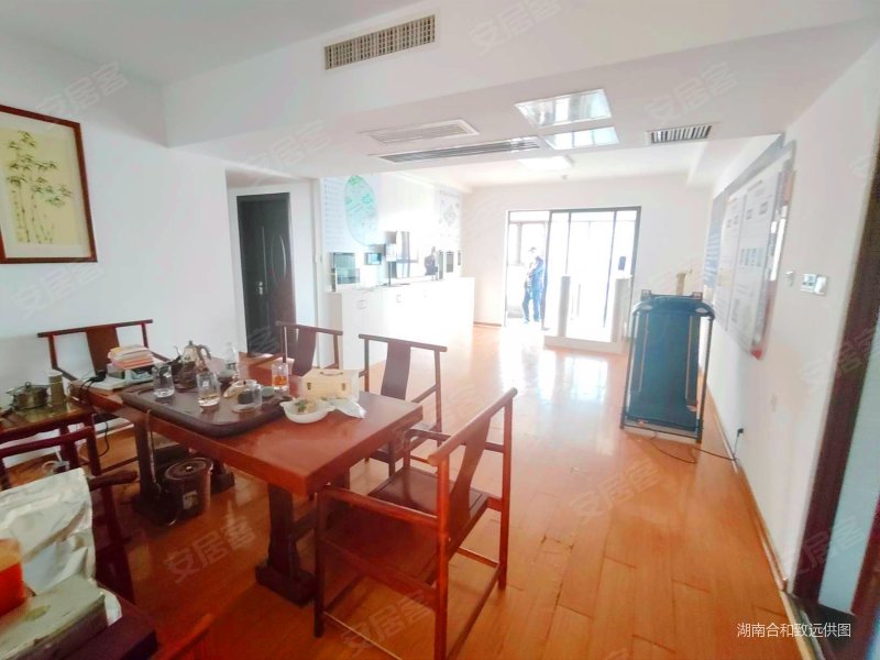 红橡华园 近医院 交通便捷 朝南 高楼层视野好 双卫生间