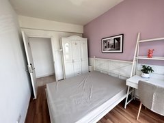 紫金名门合租房，一室一厅独卫的小单间，拎包入住，价格实惠