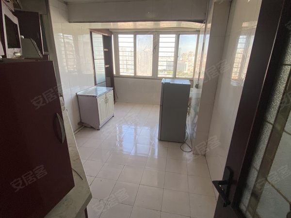 新海大厦独立卫浴可短租月付带电梯河西医院一号线下瓦房