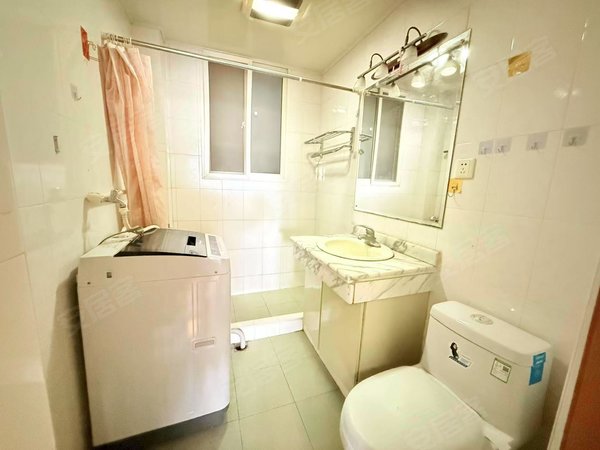 上海闵行莘庄南广场高兴花园一街坊高兴花园一街坊