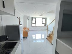 济南槐荫段店财富时代广场,可做工作室,可注册随时看房出租房源真实图片
