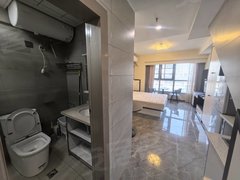 贵阳观山湖会展城无中介可短租金融城银行街地铁口省酒集团附近押一付一拎包入住出租房源真实图片
