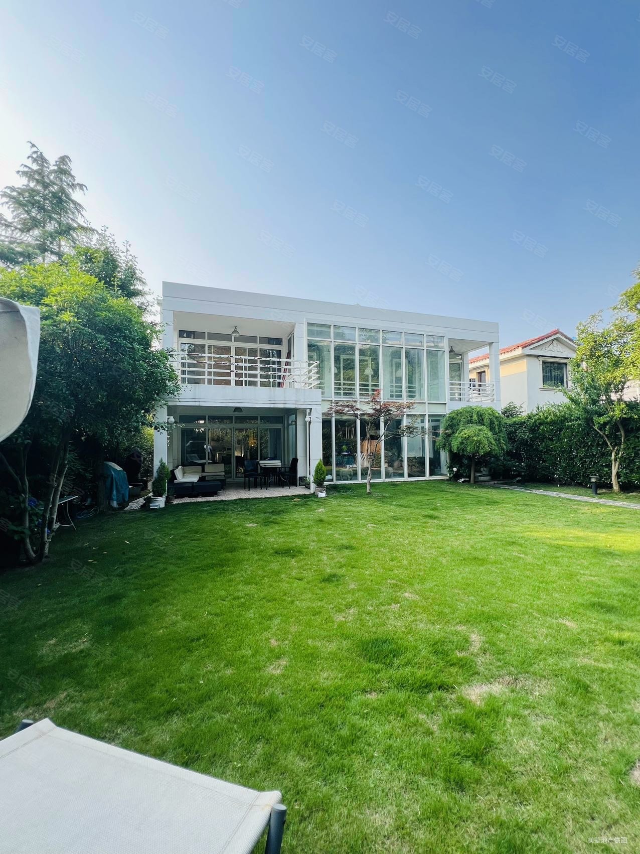 上海房产网>上海二手房>青浦二手房>徐泾二手房>久事西郊花园(别墅)>