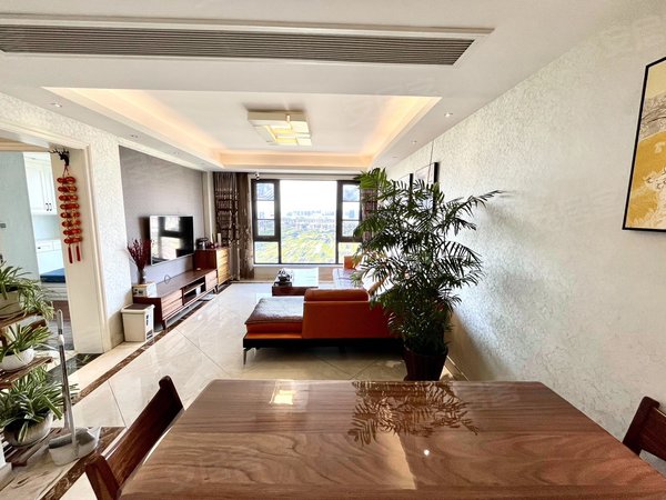 【多图】郡望府,新街租房,郡望府房子干净整洁,3室2厅2卫,原房东,视野