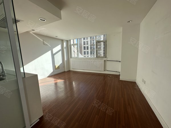 天津河西马场道中海八里臺(商住楼)中海八里台,紧邻天塔,鲁能商圈,精