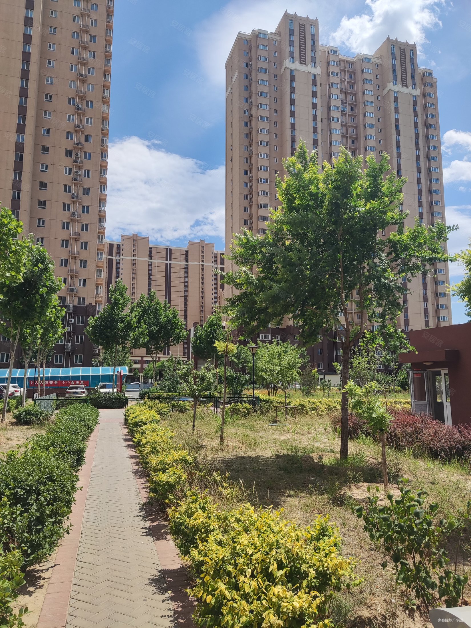 社区门店东惠家园精装三居交通便利新小区电梯房