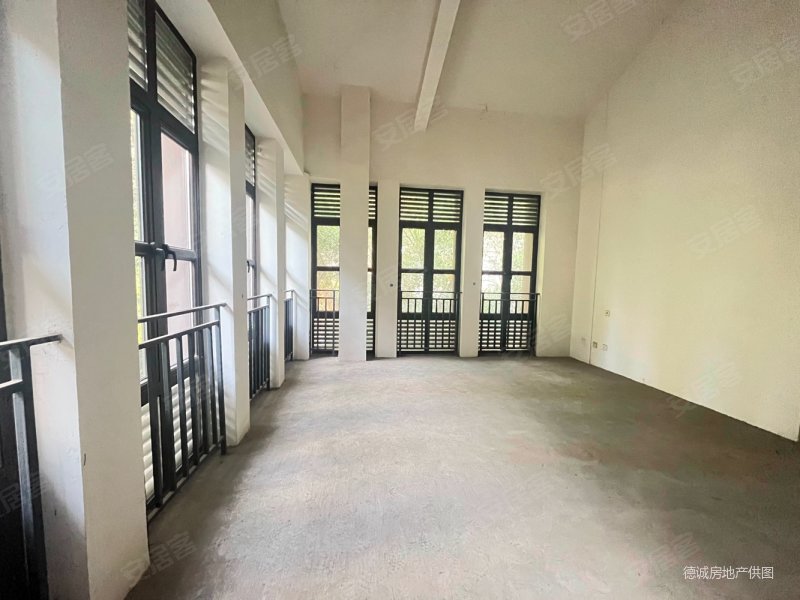 美城悦荣府(东区别墅)二手房,1280万,5室3厅,5卫,346.