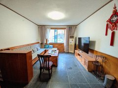 桂林叠彩中山北路桂湖饭店宿舍老人山2楼3房精装出租出租房源真实图片
