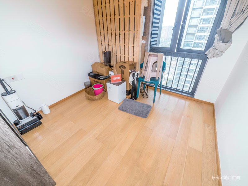 满京华云晓公馆 近地铁 交通便利 中间楼层 精装可拎包入住