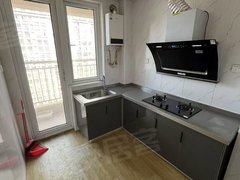 大丰大中大中城区大中家园，简单装修，停车位充足，采光刺眼出租房源真实图片