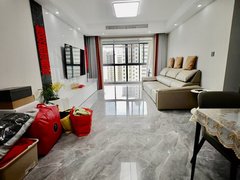建湖双湖路双湖公园城南怡景学府三室精装修婚房出租26000一年,有停车位出租房源真实图片