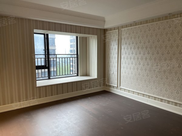 武侯3.5环 西派城c区149户型 精装套四 空调 带车位