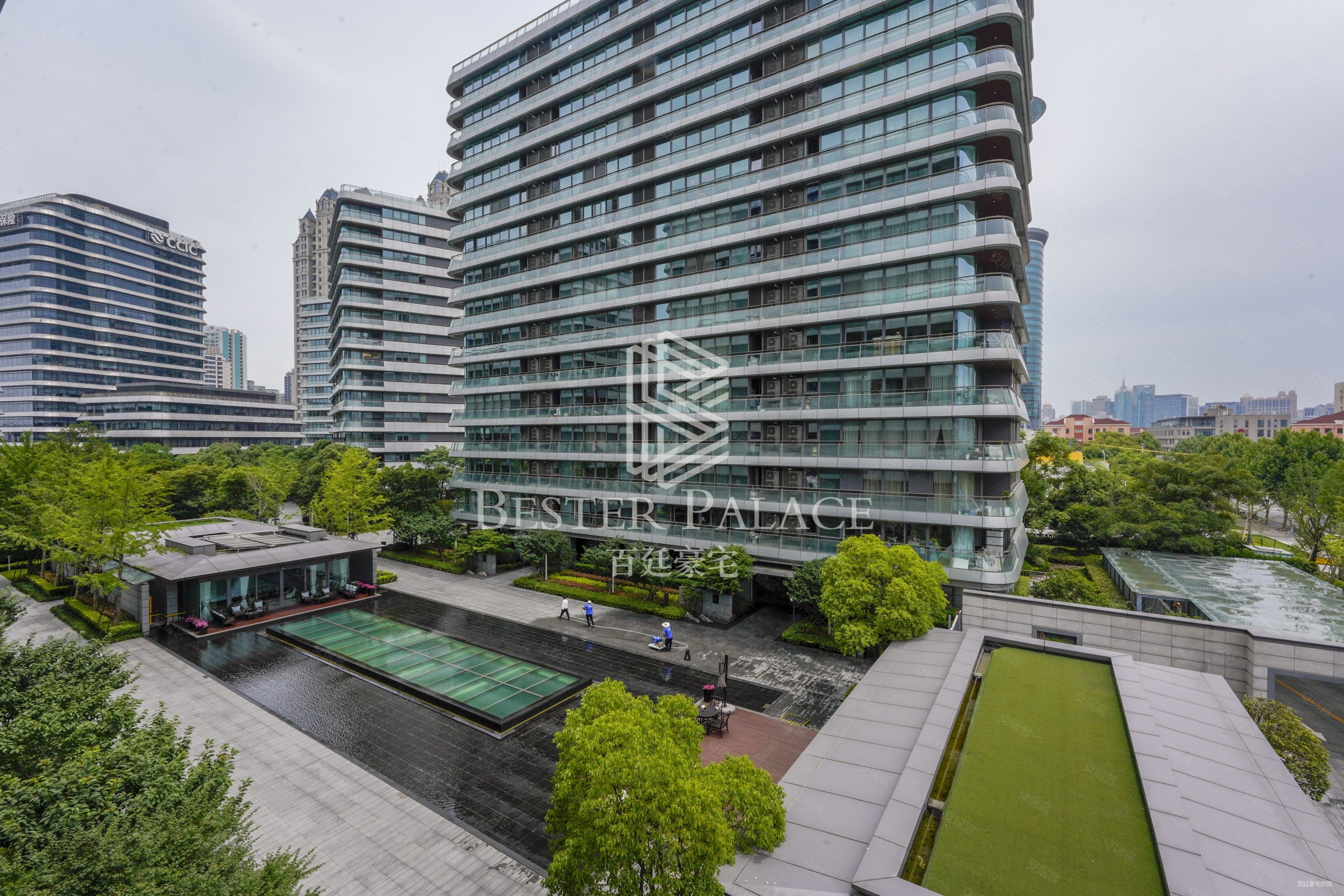 专注壹号院,小区低总价一套,带车位,必卖好房,大落地窗采光,陆家嘴壹