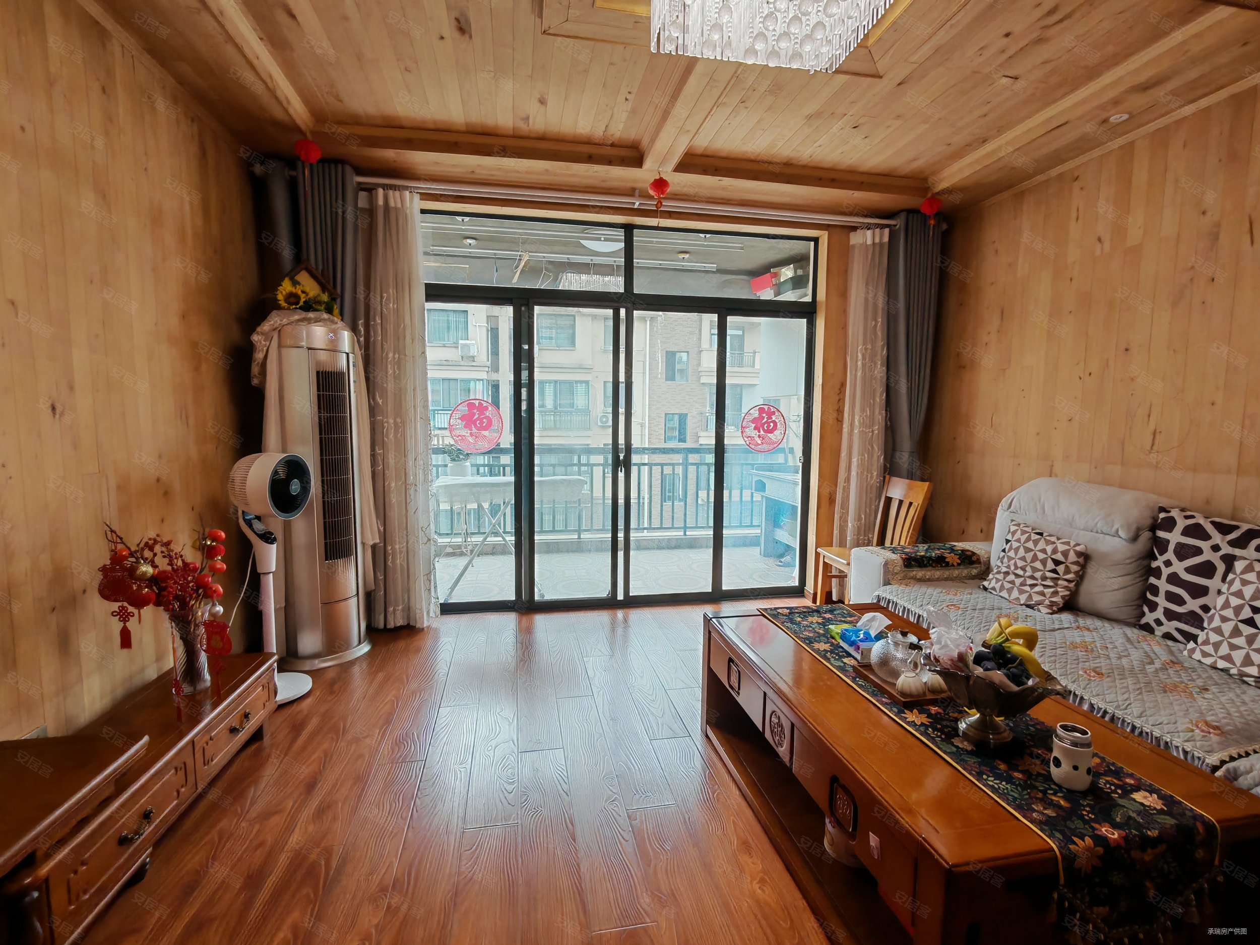 御泉湾二期枫景苑2房2厅1卫精装修,有外阳台,六中附近