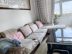 定西陇西陇西城区师范家属楼三室两厅一卫简装带简单家具,临近红星,实验出租房源真实图片