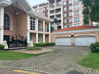 新世界花园别墅