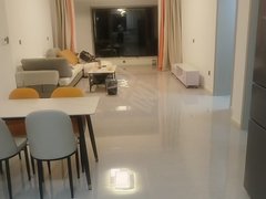 巴音郭楞库尔勒新市区新市区 新小区观湖木景园电梯三室拎包入住,家电齐全出租房源真实图片