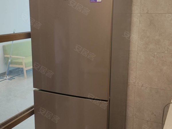 烟台福山清洋龙湖悠山郡龙湖悠山郡新房出租三室一厅精装修新房拎包入住有车位免费用出租房源真实图片