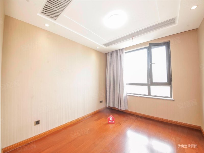 无锡房产网>无锡二手房>滨湖二手房>太湖二手房>富力十号(b区)>800