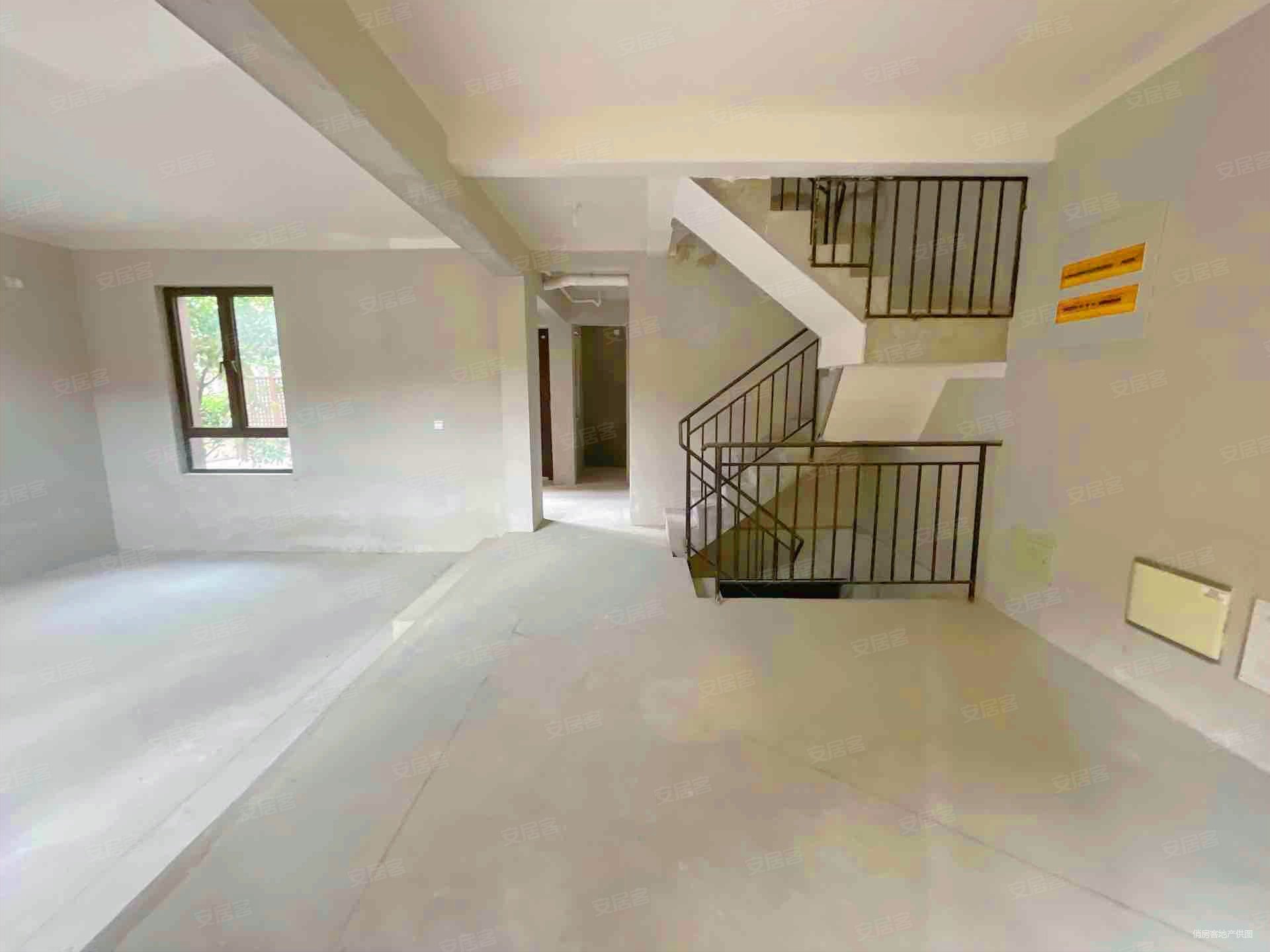 华纺易墅上海湾(别墅) 小区新 满五 产权清晰 南北通透