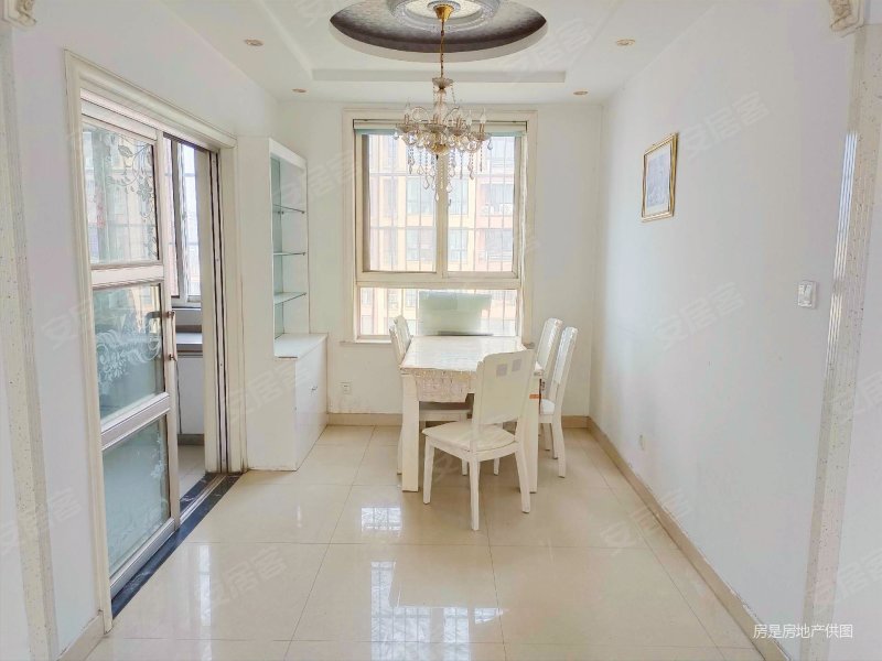 旭润128平,电梯洋房,带车库储藏室,精装修,低税.