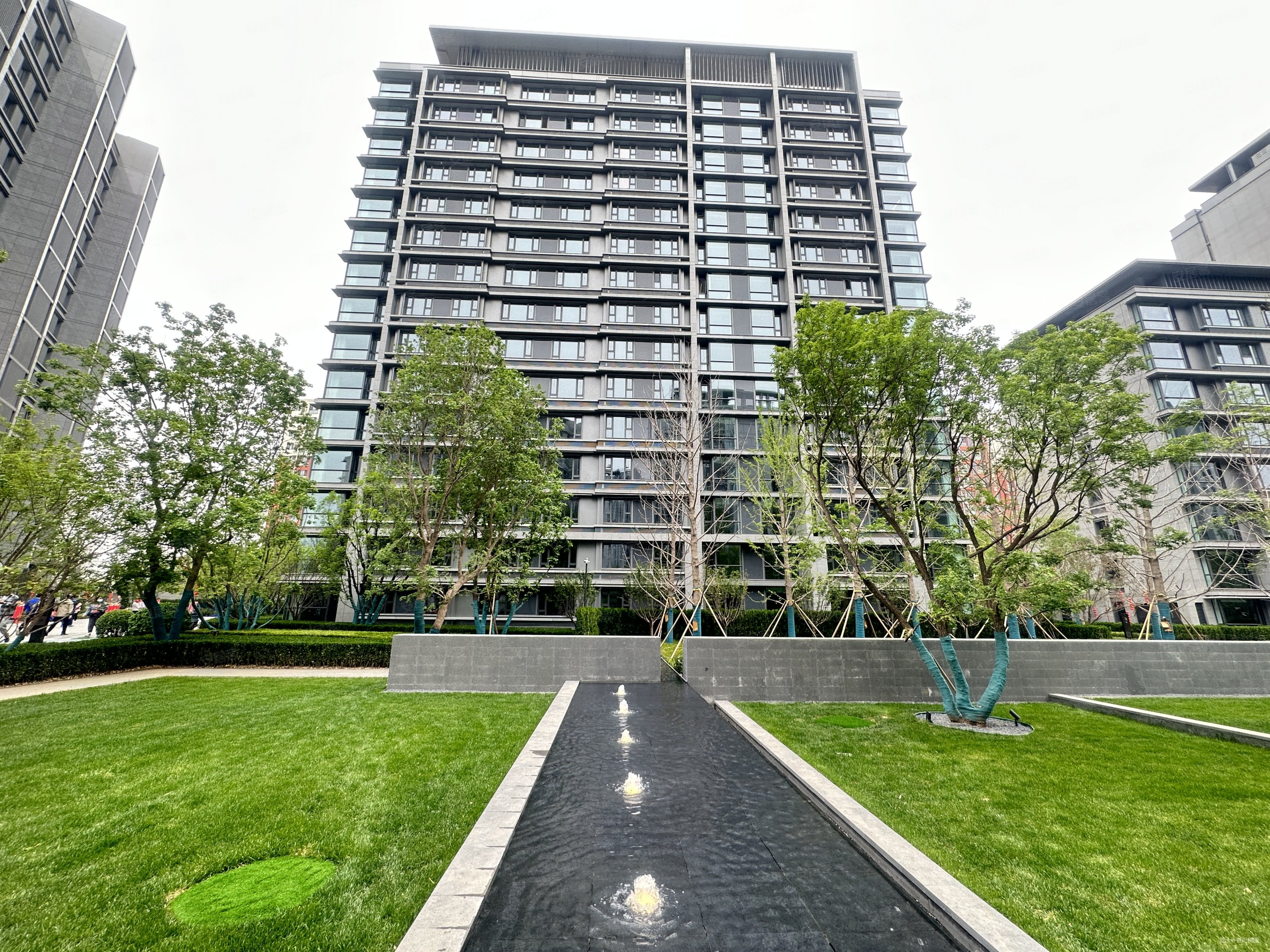 五环外放开线购 海淀幸福里主力四居 南北通透 新房没