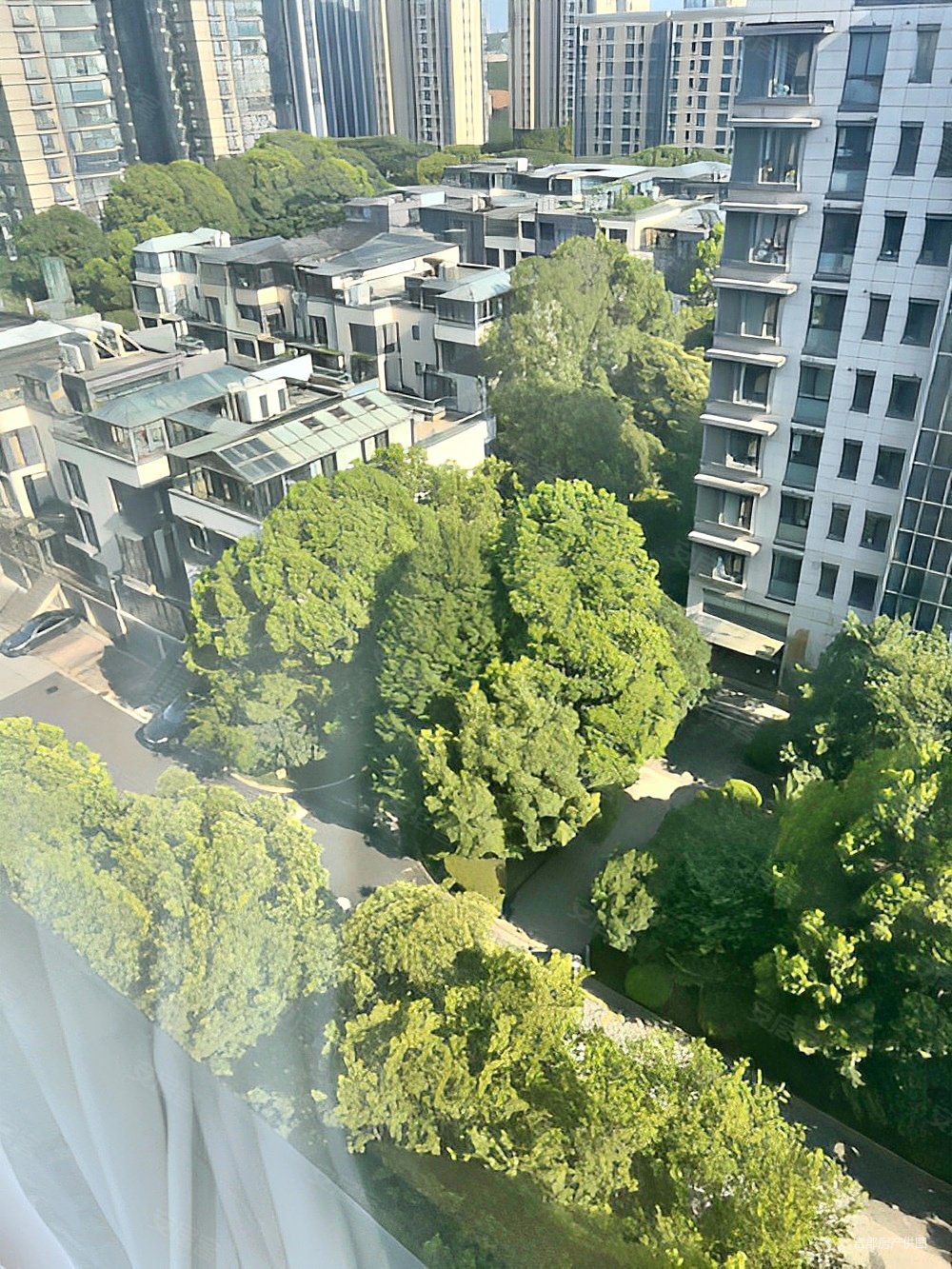 天正湖滨(二期)4室2厅2卫173.28㎡南北1150万