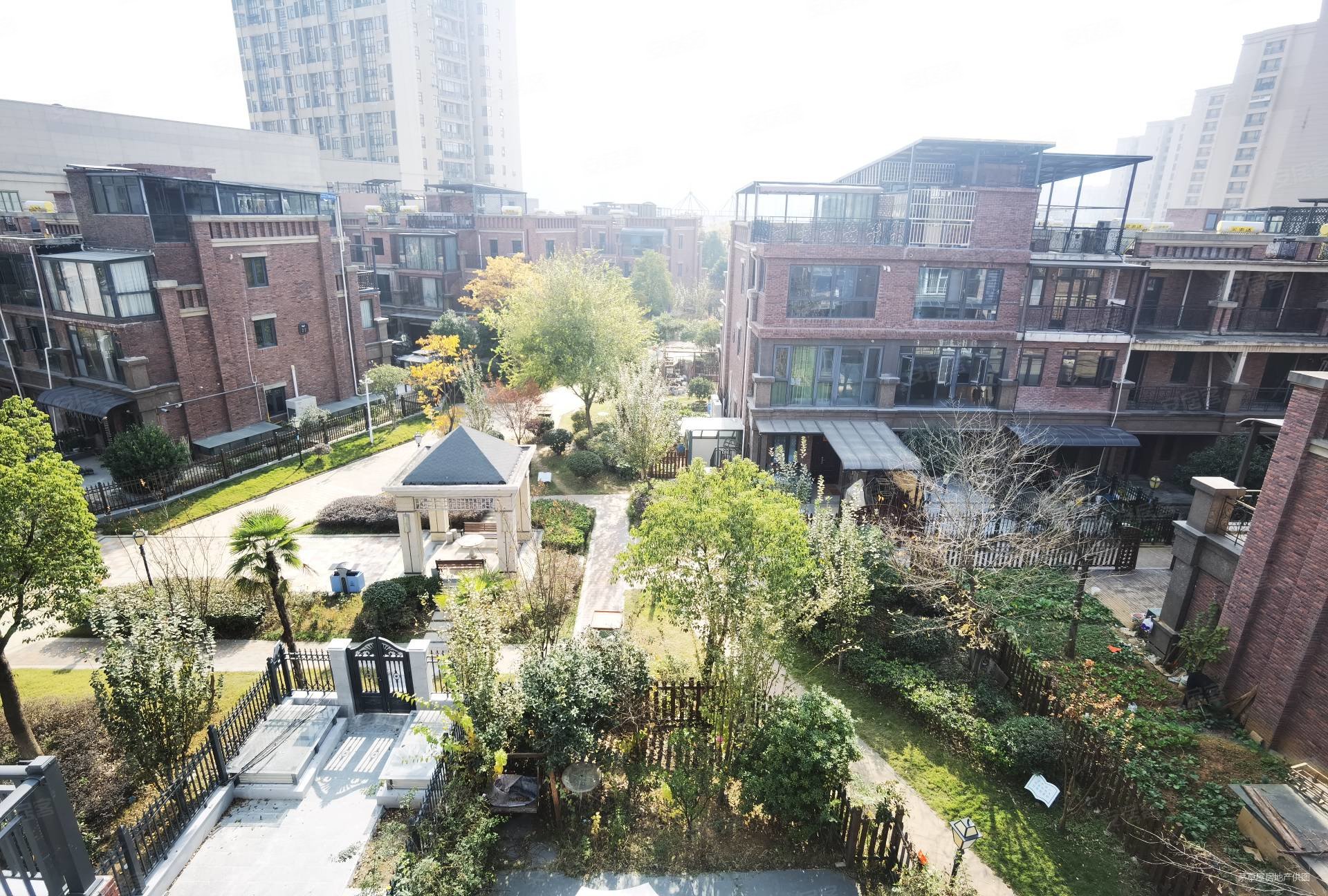 武汉房产网>武汉二手房>黄陂二手房>盘龙城二手房>f绿岛艺墅>