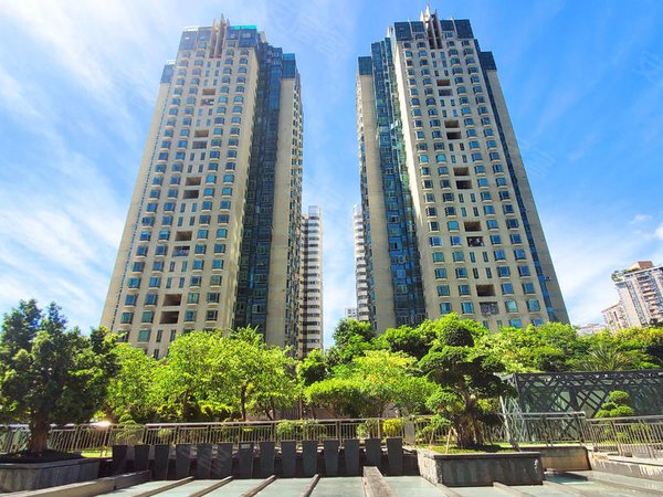 深圳福田景田南时代华庭时代华庭 大两房带露台 安静 可长短租 办租赁