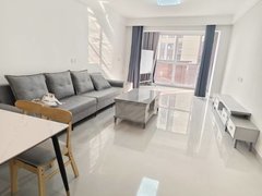 睢县城区睢县城区东区 中央空调三室两厅两卫 精装修 家具家电齐全1200一月出租房源真实图片