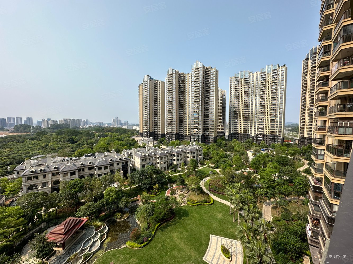 天峦湖,满五  ,129平四房两卫急售,随时看房