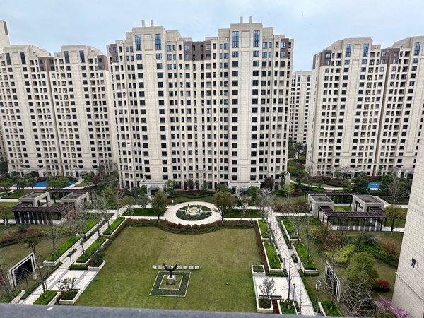 绍兴袍江宝龙广场新城悦隽公馆新(好房出租)新城悦隽公馆  家电家具