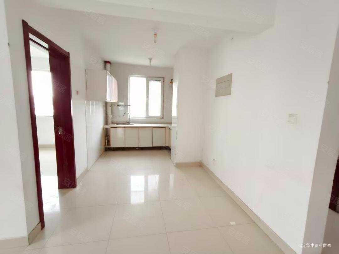 府河家园3室2厅2卫112㎡南北72万