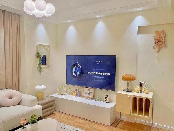 徐州鼓楼鼓楼广场国华天玺(商住楼)可月付短租 鼓楼广场苏宁广场 九龙湖 风尚米兰 君盛广场一室出租房源真实图片