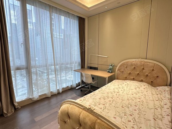 恒裕国金汇超一线豪华海景房!31保姆房!出租房源真实图片