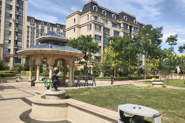 不足,保利香槟酩悦怎么样,保利香槟酩悦周边房产中介经纪人评价-长春