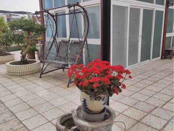 【多图】虹景花园,湖心街租房,丰泽街 电梯四房 带私人500平露台 家电