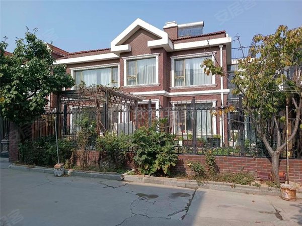 北京昌平北七家八仙别墅北七家八仙别墅4室2厅3卫 南入户南花园260平