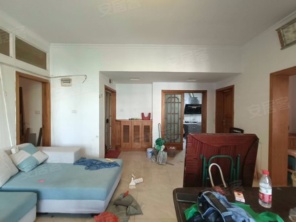 重庆渝北龙溪丽景雅苑大龙山轻轨站旁 丽景雅苑 电梯三房 精装住家