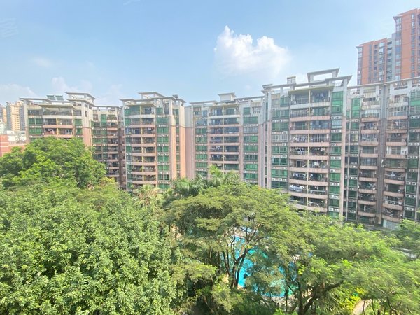 广州黄埔大沙地怡港花园超大独立阳台房!小区环境!找合租!