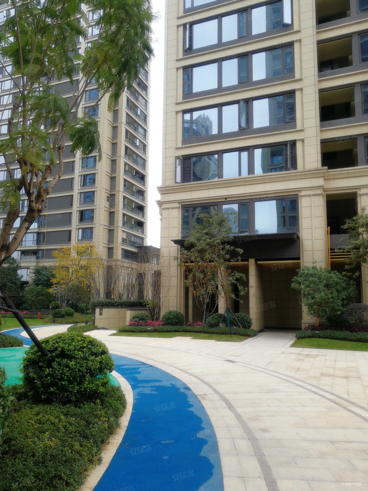 23楼121平白沙路4房160万绿城杨柳郡