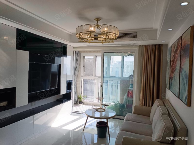 花园里地铁4号线香漫雅园三室两厅一卫精装出售