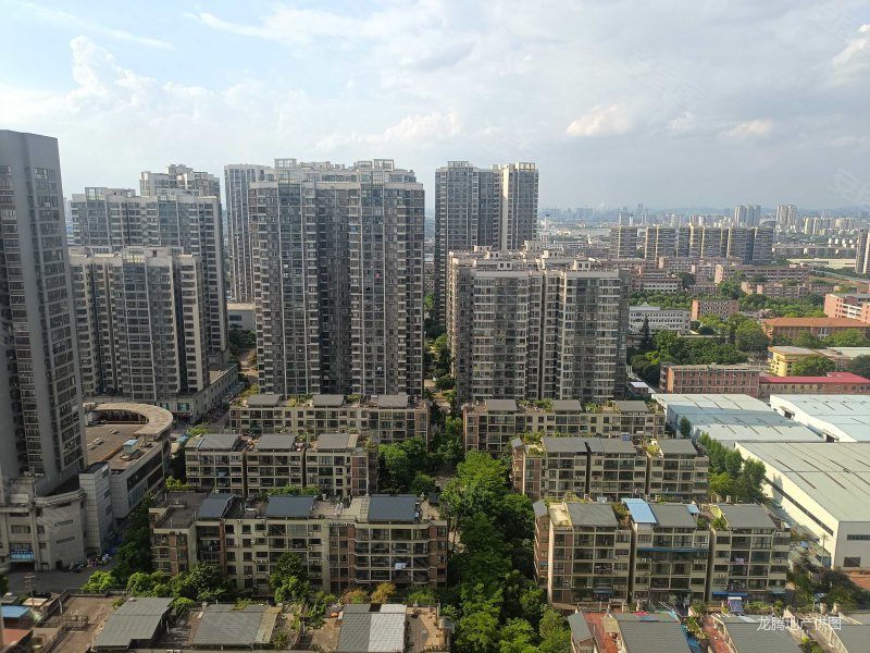 柳工颐华城柳太路1号3室2厅2卫11938平方米