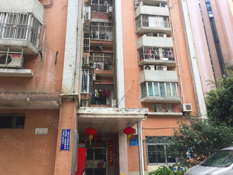 满五高层采光通透 业主急卖看房方便 房子方正,兴隆大厦二手房,265万