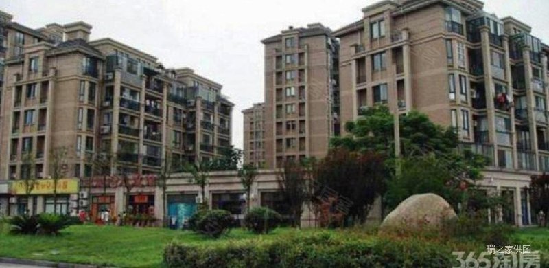 瑞金路御水湾花园南北通透紧售!