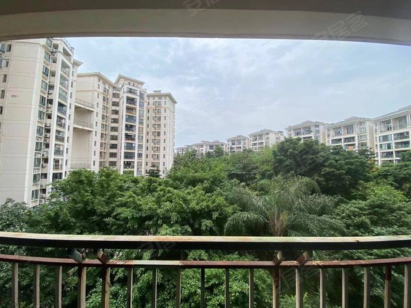 【多图】保利林海山庄,龙洞租房,南向大三房 保利林海山庄 3室2厅2卫