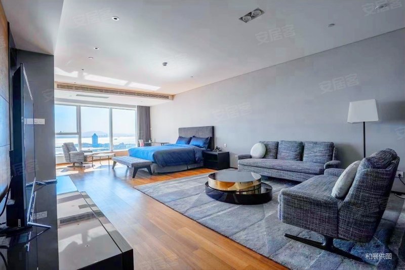 万丽海景 五室五卫二厅 豪华装修  海景豪宅 全套意大利家具