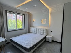 嘉兴嘉善魏塘街道二高附近，精装一室一厅带阳台 采光好 押一付一 免费送宽带出租房源真实图片